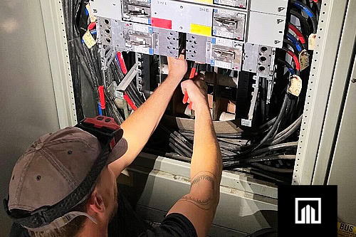 j c construction commercial electric services